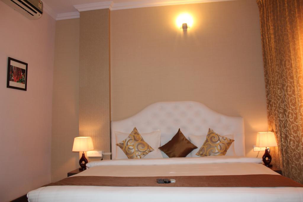 Chris Hotel Whitefield Bangalore Room photo